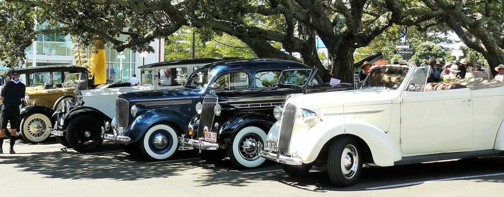 explore the hawkes bay attractions in a vintage car